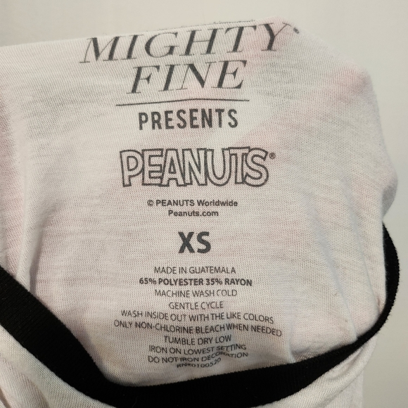 (PRICE IS FIRM!)Mighty Fine Peanuts Short Sleeve Tshirt With Snoopy Design - Picture 2 of 14